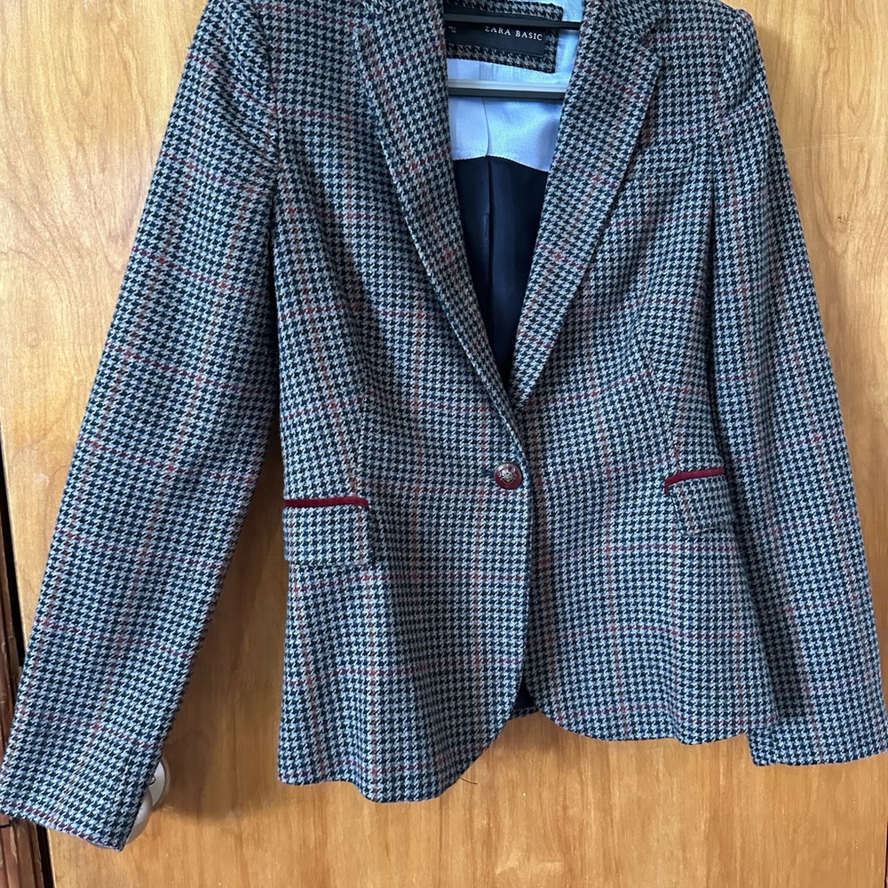 Zara Basic Sports Jacket Size S - image 4